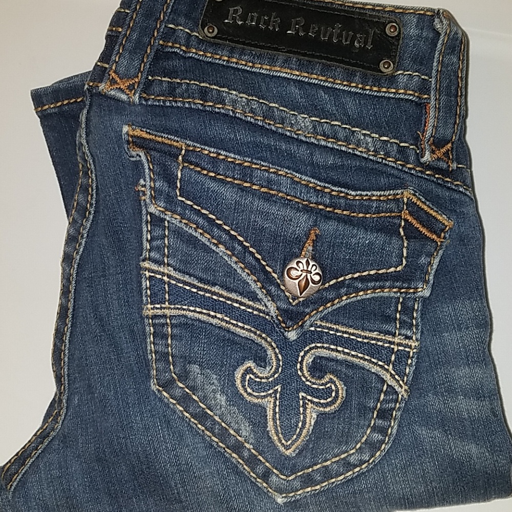 Size 27, Rock Revival, Bootcut